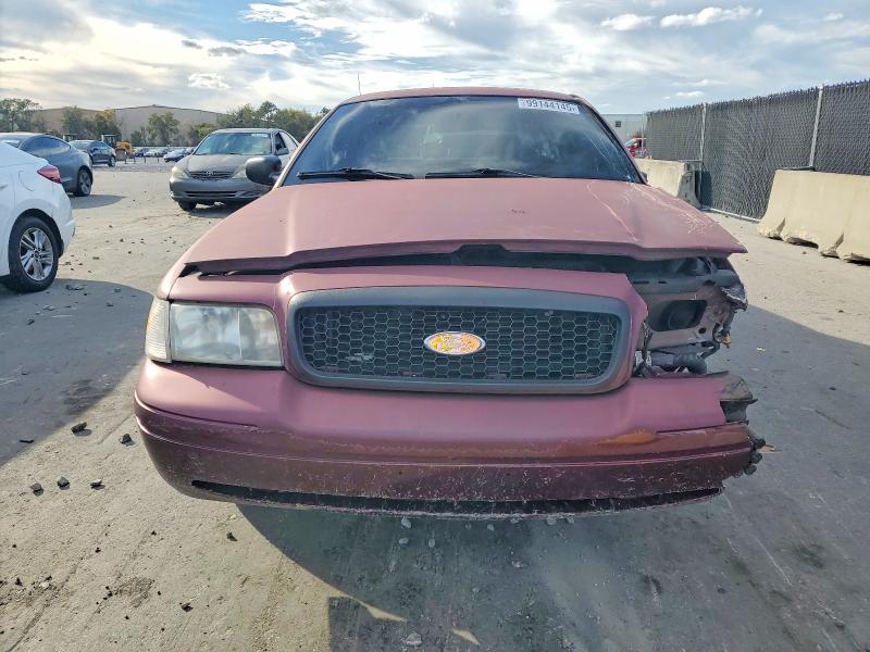 Photo 5 from auction – 2005 FORD CROWN VICT with VIN 2FAFP71W85X173829