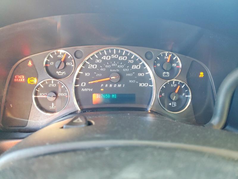 Photo 9 from auction – 2017 CHEVROLET EXPRESS G2500 with VIN 1GCWGAFF8H1350148