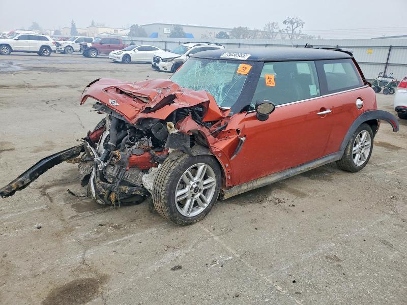 MINI COOPER S 2013 with VIN WMWSV3C59DT393923 - Photo from auction