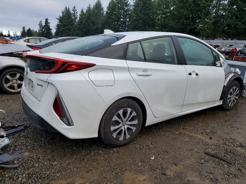 Photo 3 from auction – 2022 TOYOTA PRIUS PRIM with VIN JTDKAMFP5N3206910