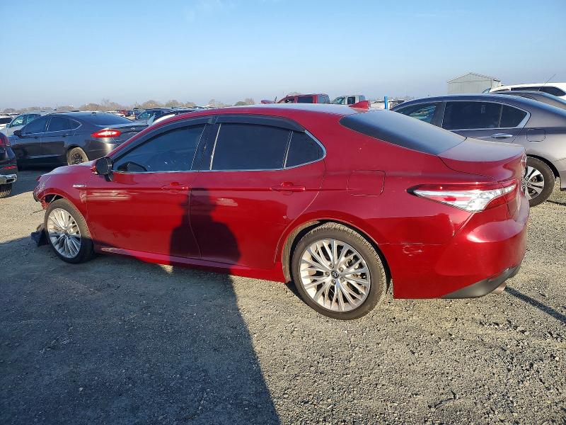 Photo 2 from auction – 2020 TOYOTA CAMRY XLE with VIN 4T1F31AK2LU534049
