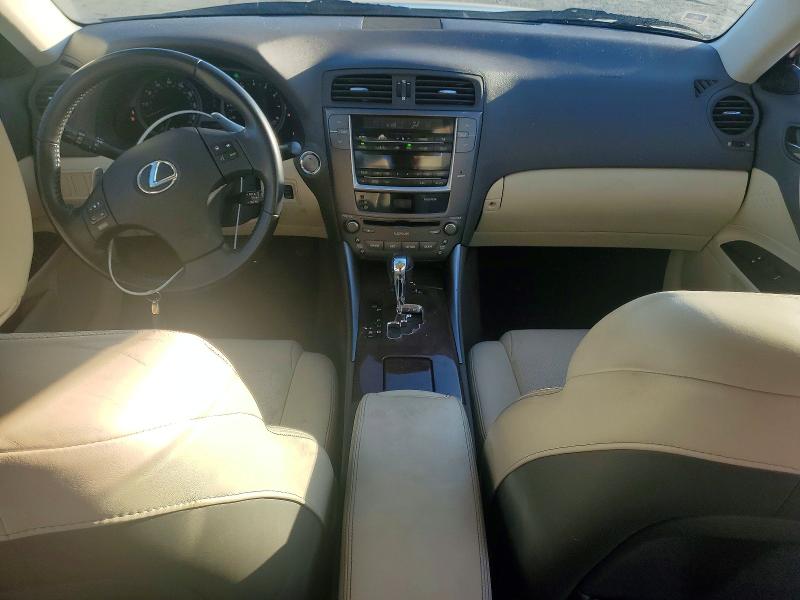 Photo 8 from auction – 2010 LEXUS IS with VIN JTHBF5C24A5111641