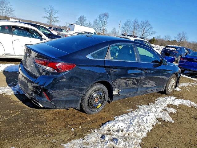 Photo 3 from auction – 2018 HYUNDAI SONATA with VIN 5NPE24AF2JH628706