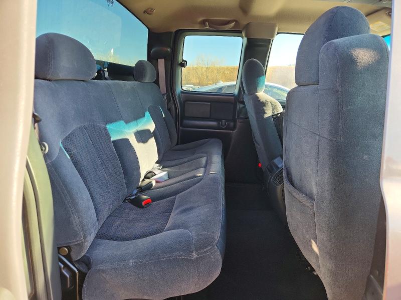 Photo 10 from auction – 2002 CHEVROLET SILVERADO with VIN 2GCEK19T021302138