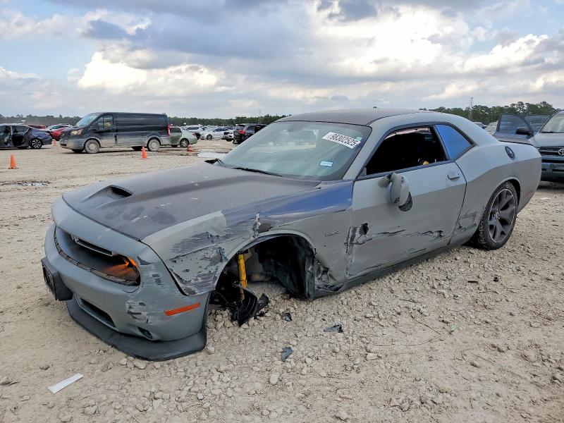 DODGE CHALLENGER 2019 with VIN 2C3CDZBT1KH551053 - Photo from auction