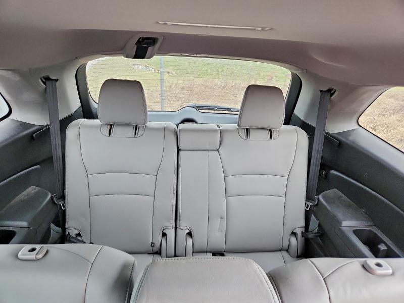 Photo 10 from auction – 2016 HONDA PILOT with VIN 5FNYF5H56GB013121