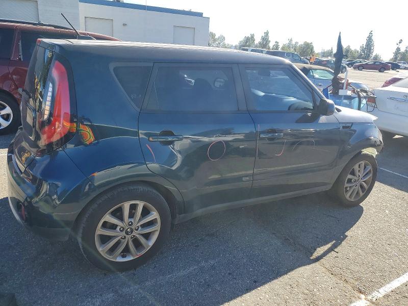 Photo 3 from auction – 2017 KIA SOUL + with VIN KNDJP3A5XH7450639
