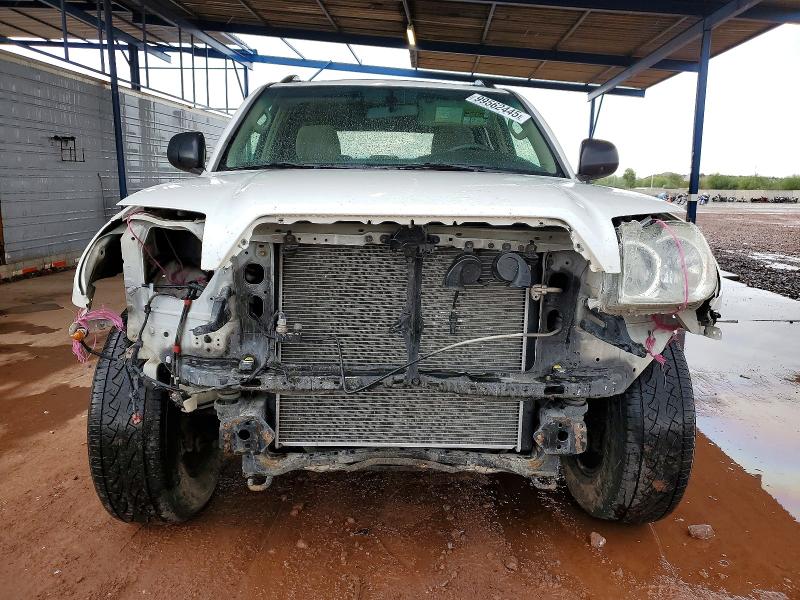Photo 5 from auction – 2005 TOYOTA 4RUNNER SR with VIN JTEBU14R758032220