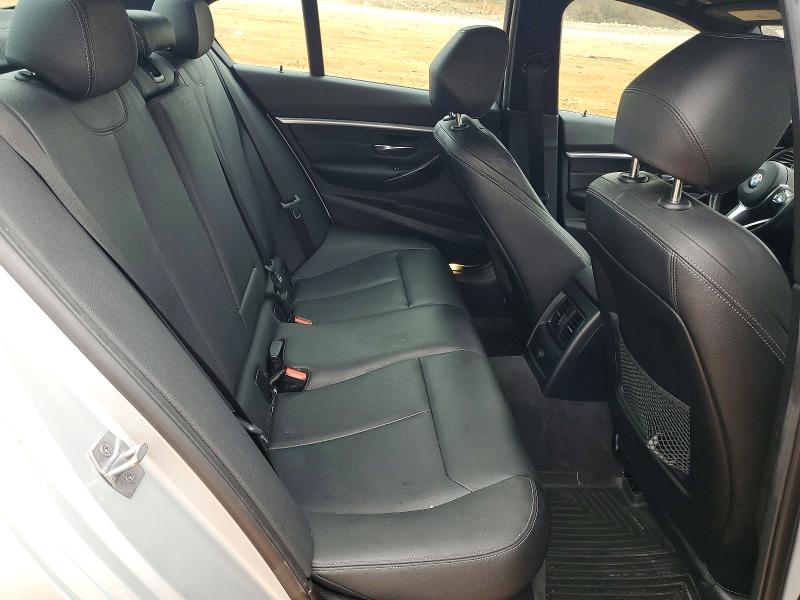 Photo 10 from auction – 2018 BMW 330 with VIN WBA8B9C59JEE81878