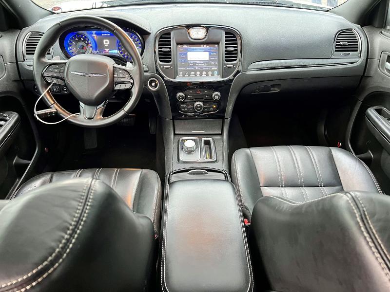 Photo 9 from auction – 2016 CHRYSLER 300 S with VIN 2C3CCAGG1GH304817