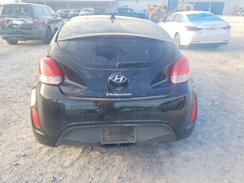 Photo 6 from auction – 2016 HYUNDAI VELOSTER with VIN KMHTC6AD9GU287037