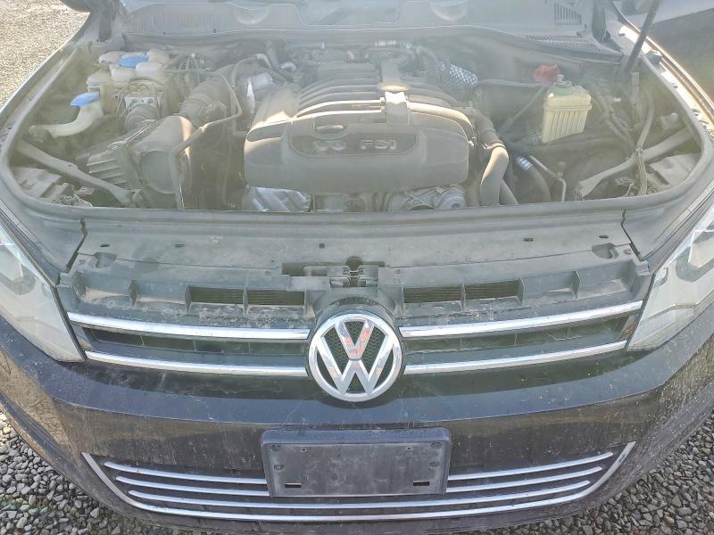 Photo 12 from auction – 2012 VOLKSWAGEN TOUAREG V6 with VIN WVGFF9BPXCD000104