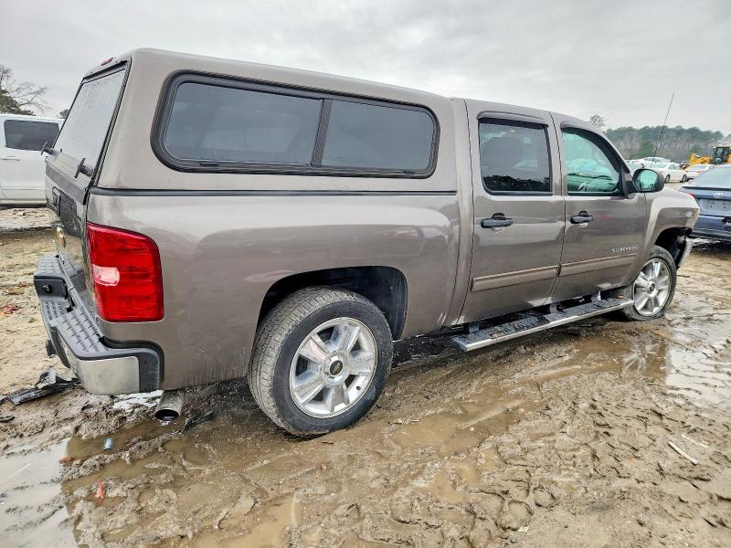 Photo 3 from auction – 2013 CHEVROLET SILVERADO with VIN 3GCPKSE72DG228562