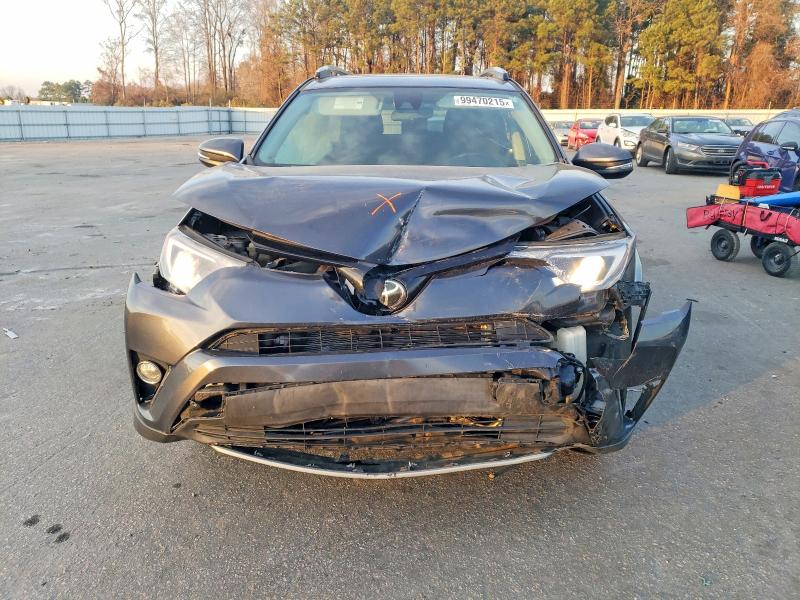 Photo 5 from auction – 2018 TOYOTA RAV4 ADVEN with VIN JTMWFREV1JD119400