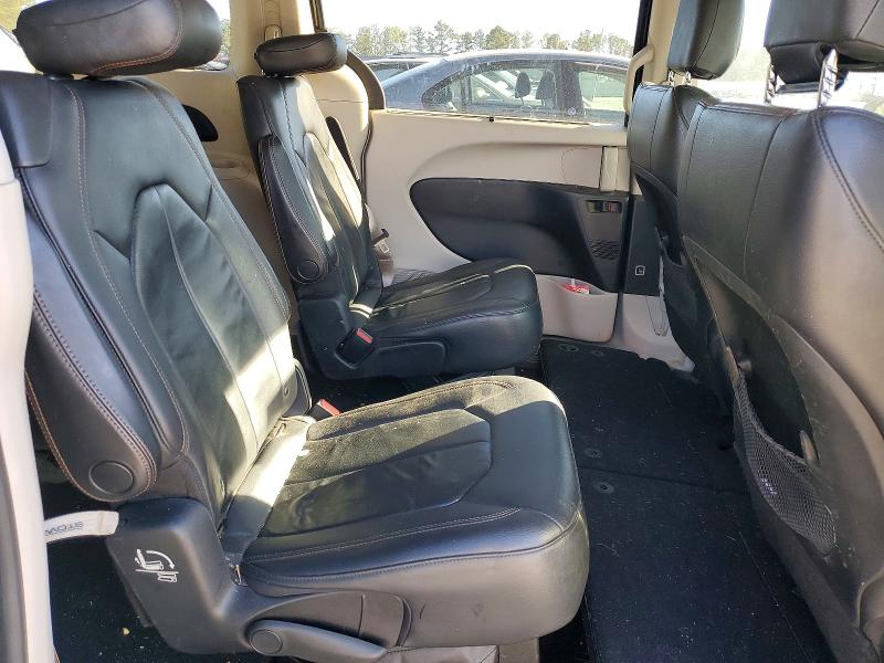 Photo 11 from auction – 2017 CHRYSLER PACIFICA T with VIN 2C4RC1BG4HR598528
