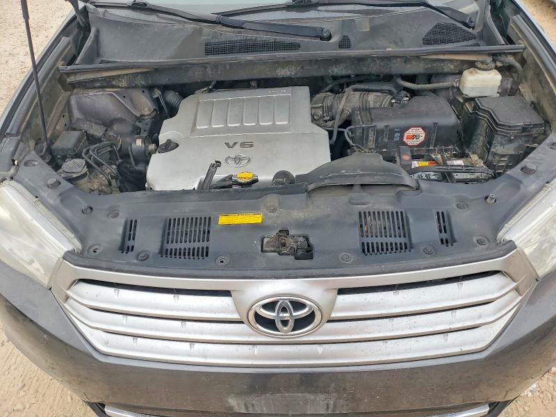 Photo 12 from auction – 2013 TOYOTA HIGHLANDER with VIN 5TDDK3EH1DS216129