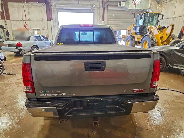 Photo 6 from auction – 2011 GMC SIERRA K15 with VIN 3GTP2VE31BG147659