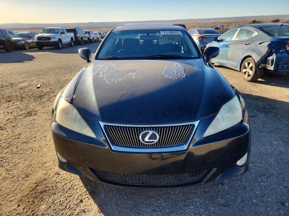 Photo 5 from auction – 2007 LEXUS IS 350 with VIN JTHBE262575015782