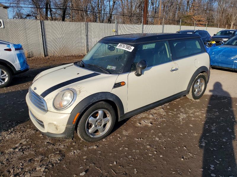 MINI COOPER 2011 with VIN WMWZF3C59BTX82232 - Photo from auction