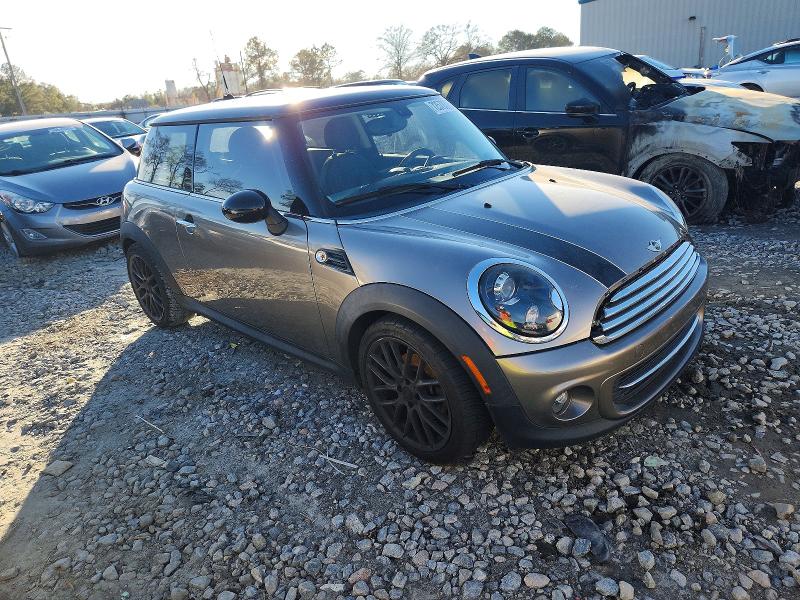 Photo 4 from auction – 2013 MINI COOPER with VIN WMWSU3C56DT373745