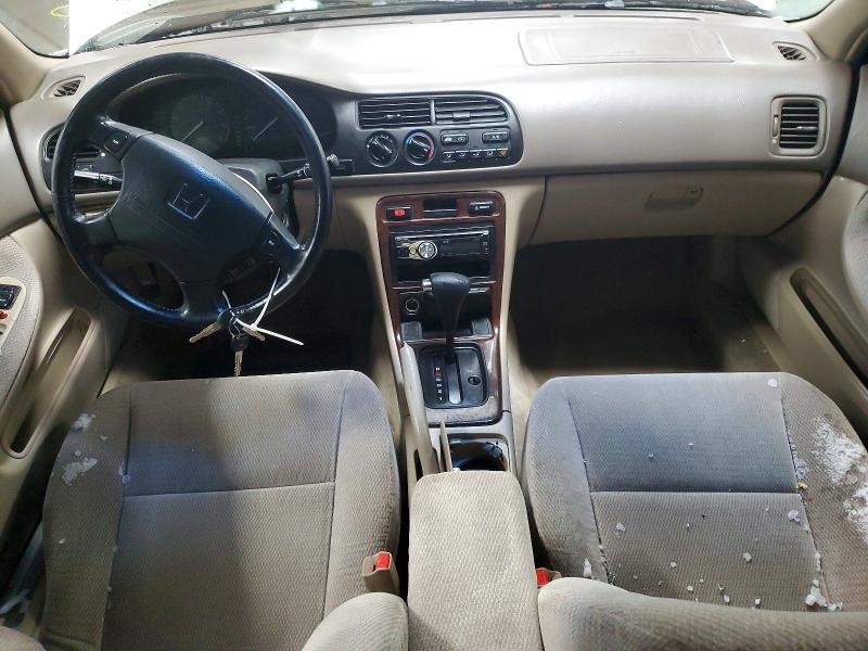 Photo 8 from auction – 1997 HONDA ACCORD SE with VIN 1HGCD5609VA195377