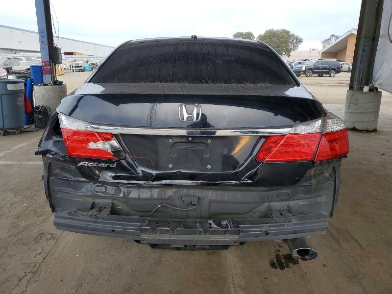 Photo 6 from auction – 2015 HONDA ACCORD with VIN 1HGCR2F83FA144089