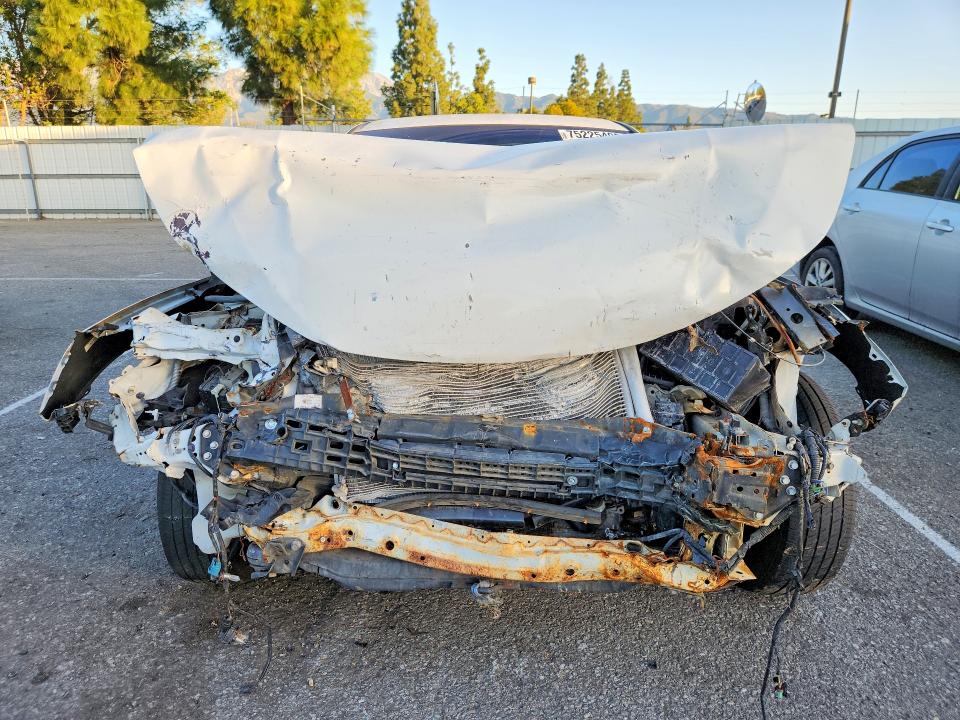 Photo 5 from auction – 2016 HONDA ACCORD with VIN 1HGCR2F39GA188314