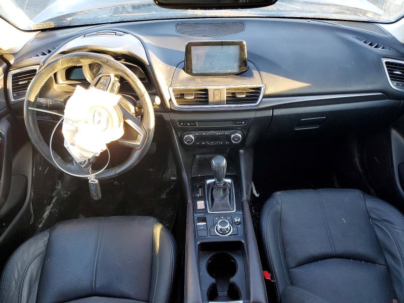 Photo 8 from auction – 2018 MAZDA 3 with VIN 3MZBN1W36JM178458
