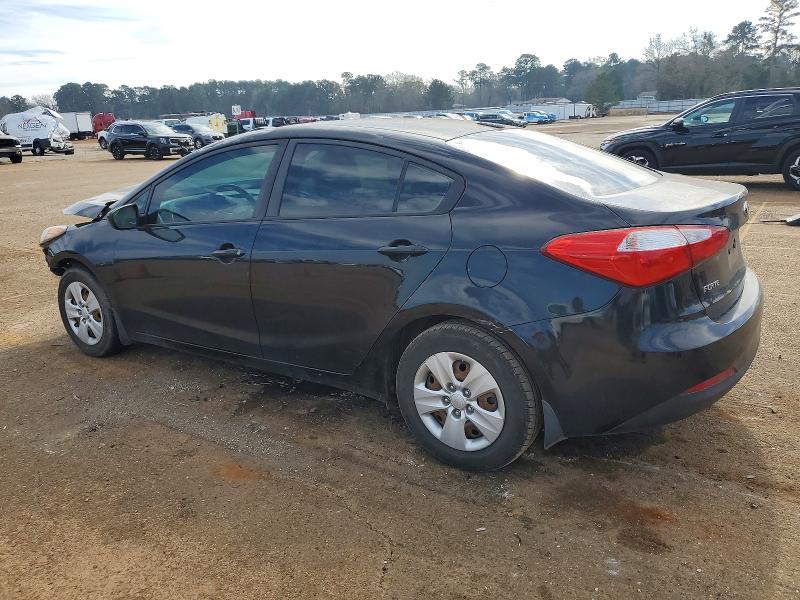 Photo 2 from auction – 2015 KIA FORTE LX with VIN KNAFK4A63F5432329