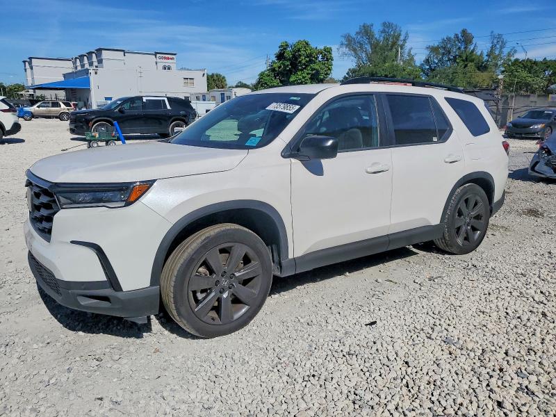 HONDA PILOT 2025 with VIN 5FNYG2H35SB009628 - Photo from auction