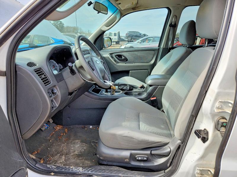Photo 7 from auction – 2006 FORD ESCAPE HEV with VIN 1FMCU96H96KA48334