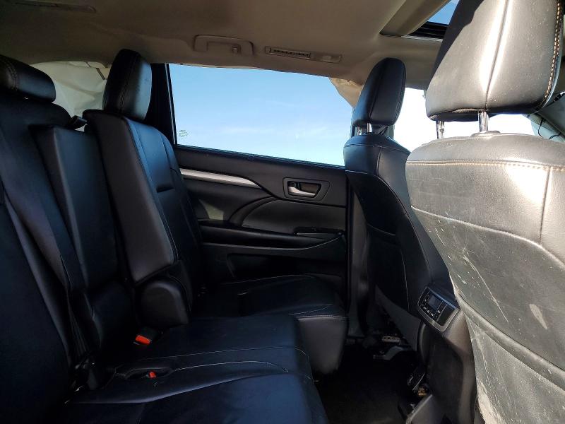 صورة رقم 11 من المزاد - 2018 TOYOTA HIGHLANDER مع VIN 5TDJZRFH6JS534470