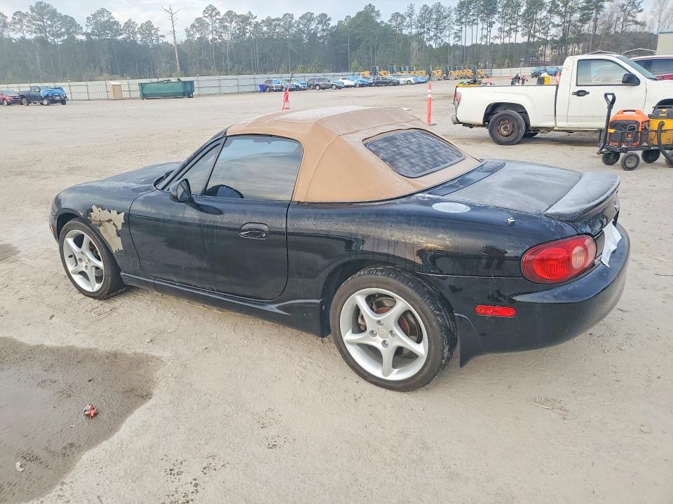 Photo 2 from auction – 2002 MAZDA MX-5 MIATA with VIN JM1NB353320225357