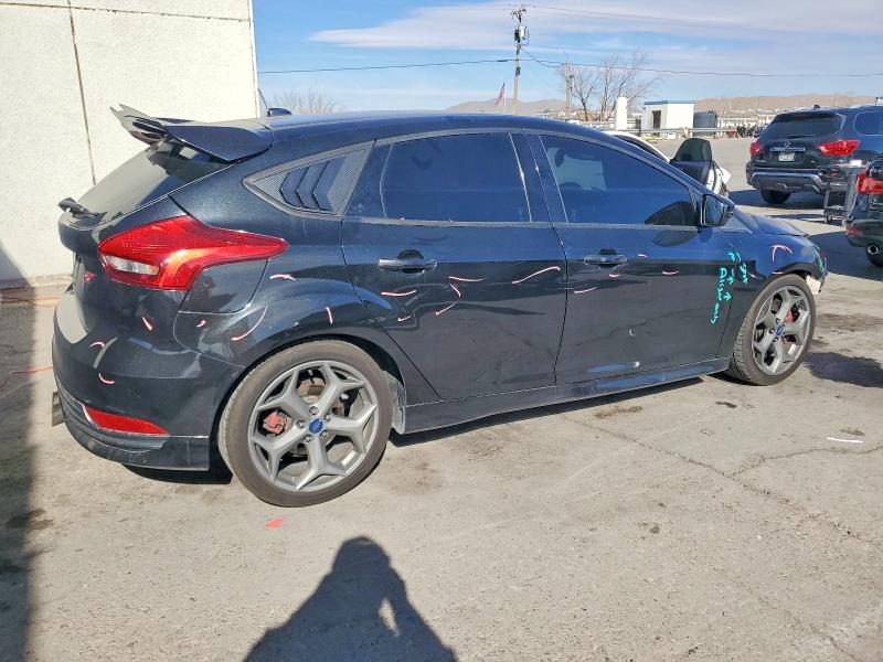 Photo 3 from auction – 2015 FORD FOCUS with VIN 1FADP3L98FL261060