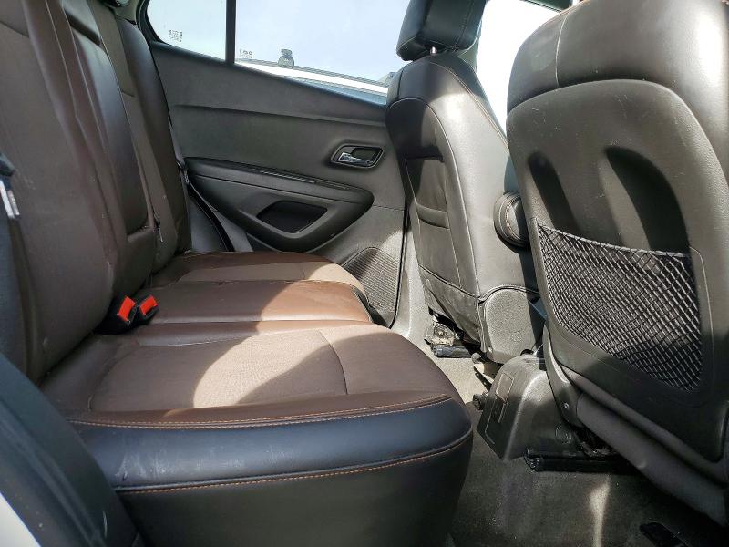 Photo 11 from auction – 2016 CHEVROLET TRAX with VIN KL7CJPSB5GB663738