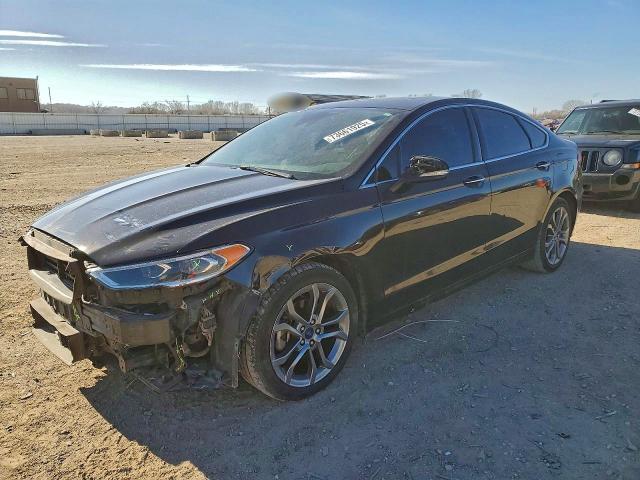 FORD FUSION 2020 with VIN 3FA6P0RU7LR141346 - Photo from auction