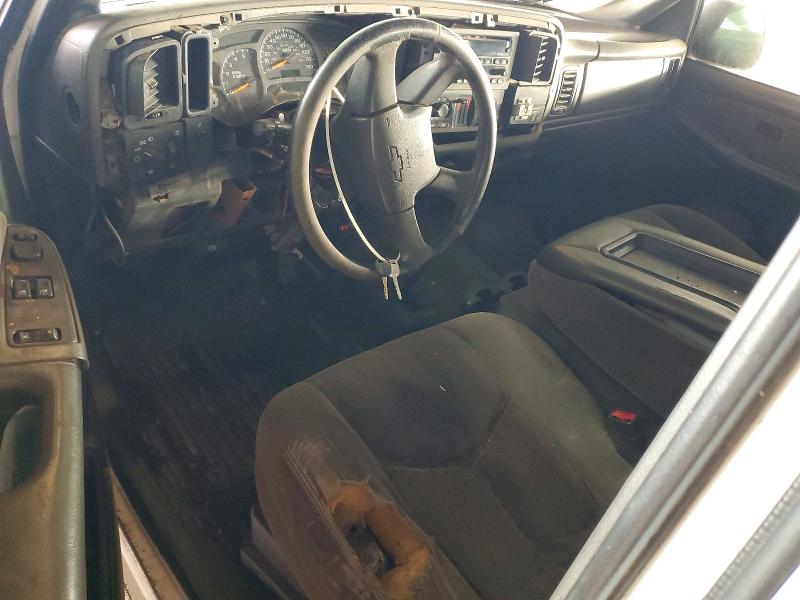 Photo 8 from auction – 2003 CHEVROLET SILVERADO with VIN 1GCHK29U83E326179