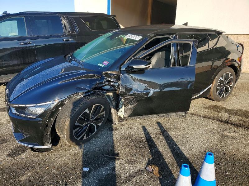 KIA EV6 LIGHT 2024 with VIN KNDC34LA9R5214937 - Photo from auction