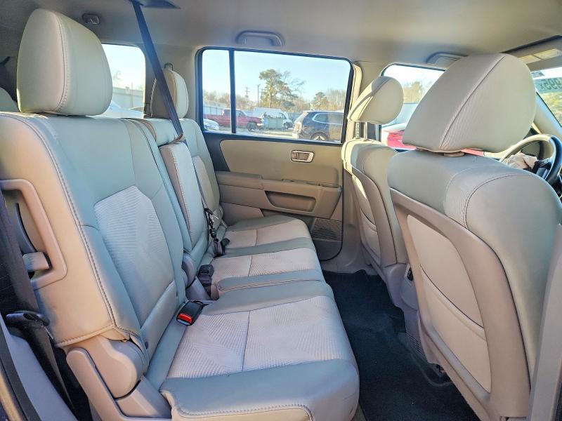 Photo 11 from auction – 2015 HONDA PILOT with VIN 5FNYF4H23FB050707