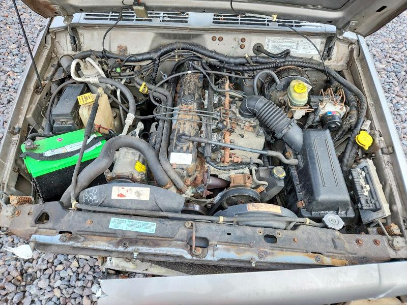 Фото 12 с аукциона – 2000 JEEP CHEROKEE с VIN 1J4FF68SXYL240579