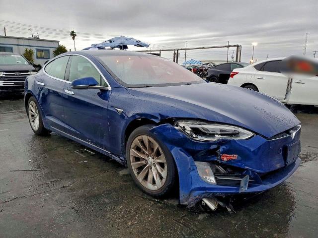 Photo 4 from auction – 2017 TESLA MODEL S with VIN 5YJSA1E12HF179555