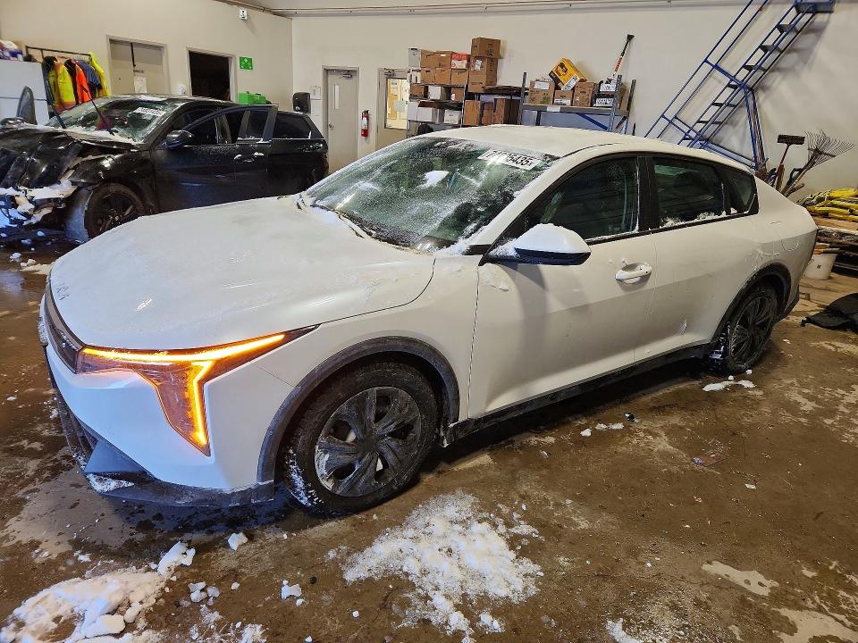 KIA K4 2025 with VIN 3KPFT4DEXSE073837 - Photo from auction