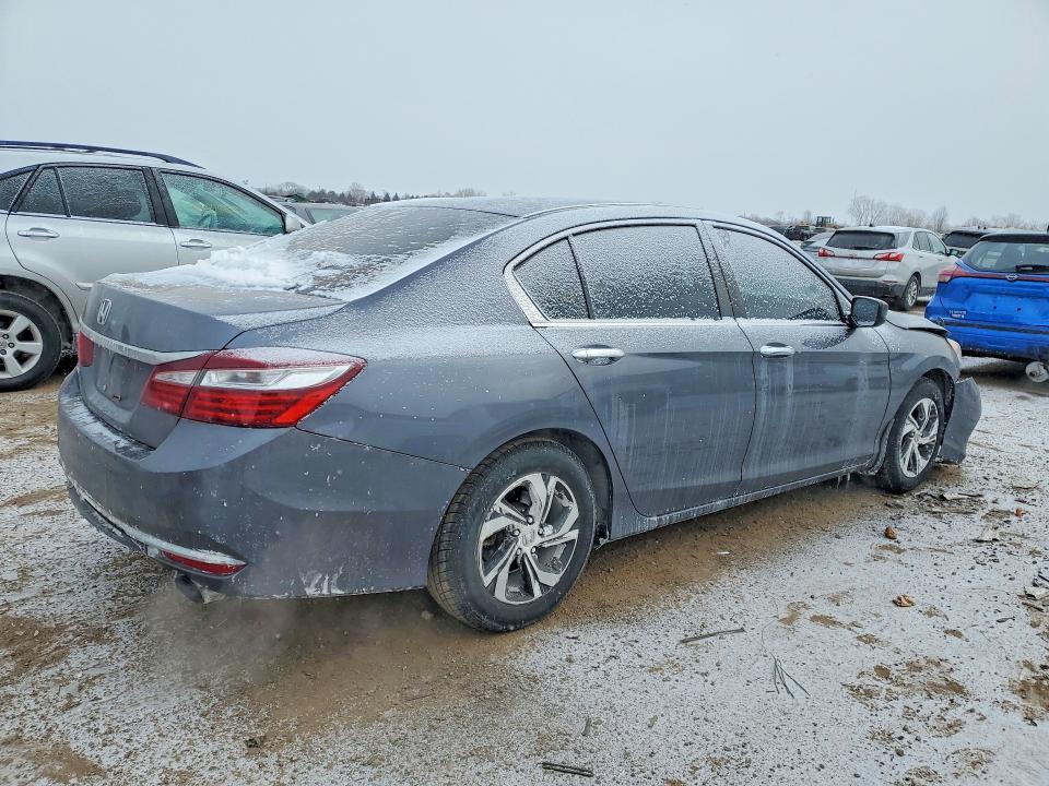 Photo 3 from auction – 2016 HONDA ACCORD with VIN 1HGCR2F32GA191703
