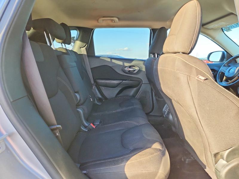 Photo 11 from auction – 2017 JEEP CHEROKEE L with VIN 1C4PJLCS8HW547665