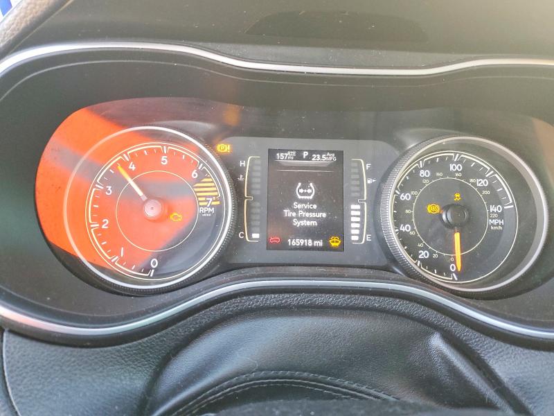 Photo 9 from auction – 2019 JEEP CHEROKEE L with VIN 1C4PJLLB3KD249057