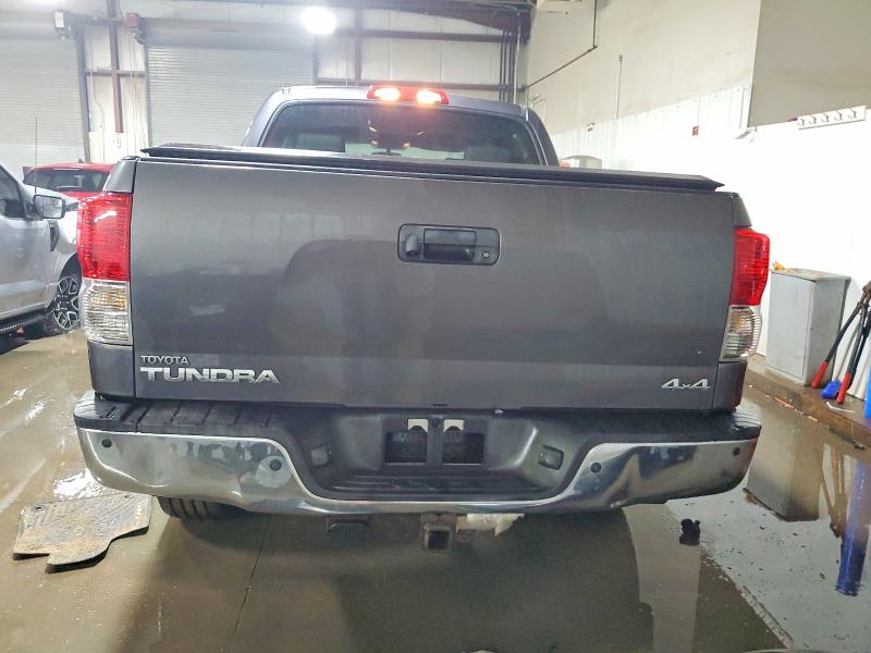Photo 6 from auction – 2012 TOYOTA TUNDRA with VIN 5TFHY5F11CX256412