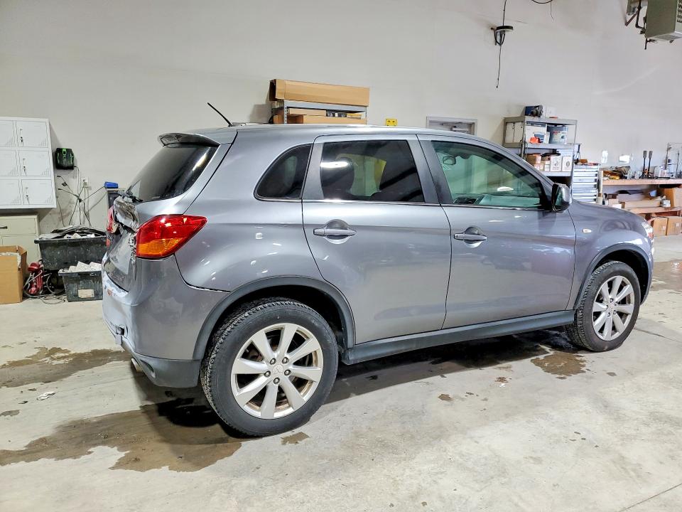 Foto 3 de la subasta – 2015 MITSUBISHI OUTLANDER con VIN 4A4AR4AU6FE015707