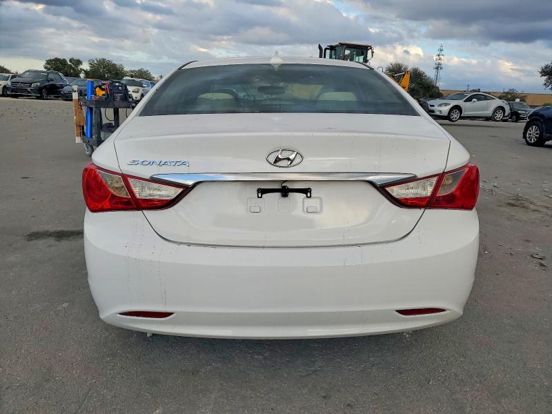 Photo 6 from auction – 2012 HYUNDAI SONATA with VIN 5NPEB4AC3CH449647