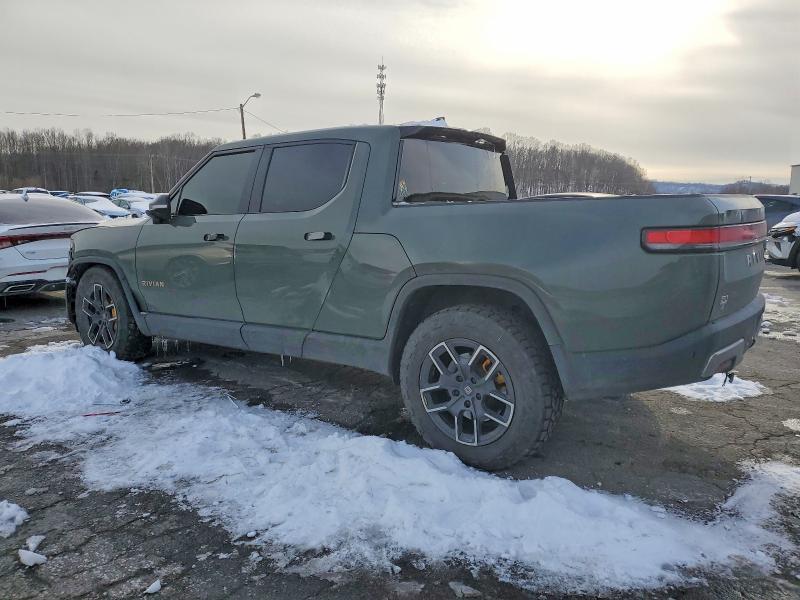 Photo 2 from auction – 2022 RIVIAN R1T LAUNCH with VIN 7FCTGAAL8NN016331