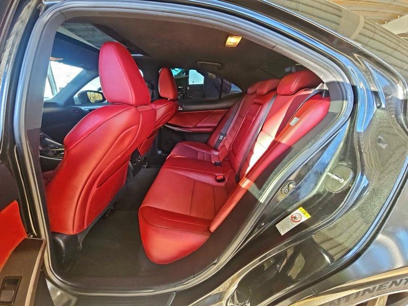 Photo 6 from auction – 2019 LEXUS IS 300 with VIN JTHC81D22K5035098